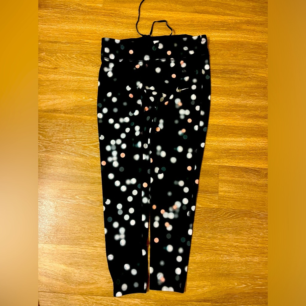 Women’s Nike pro lights leggings